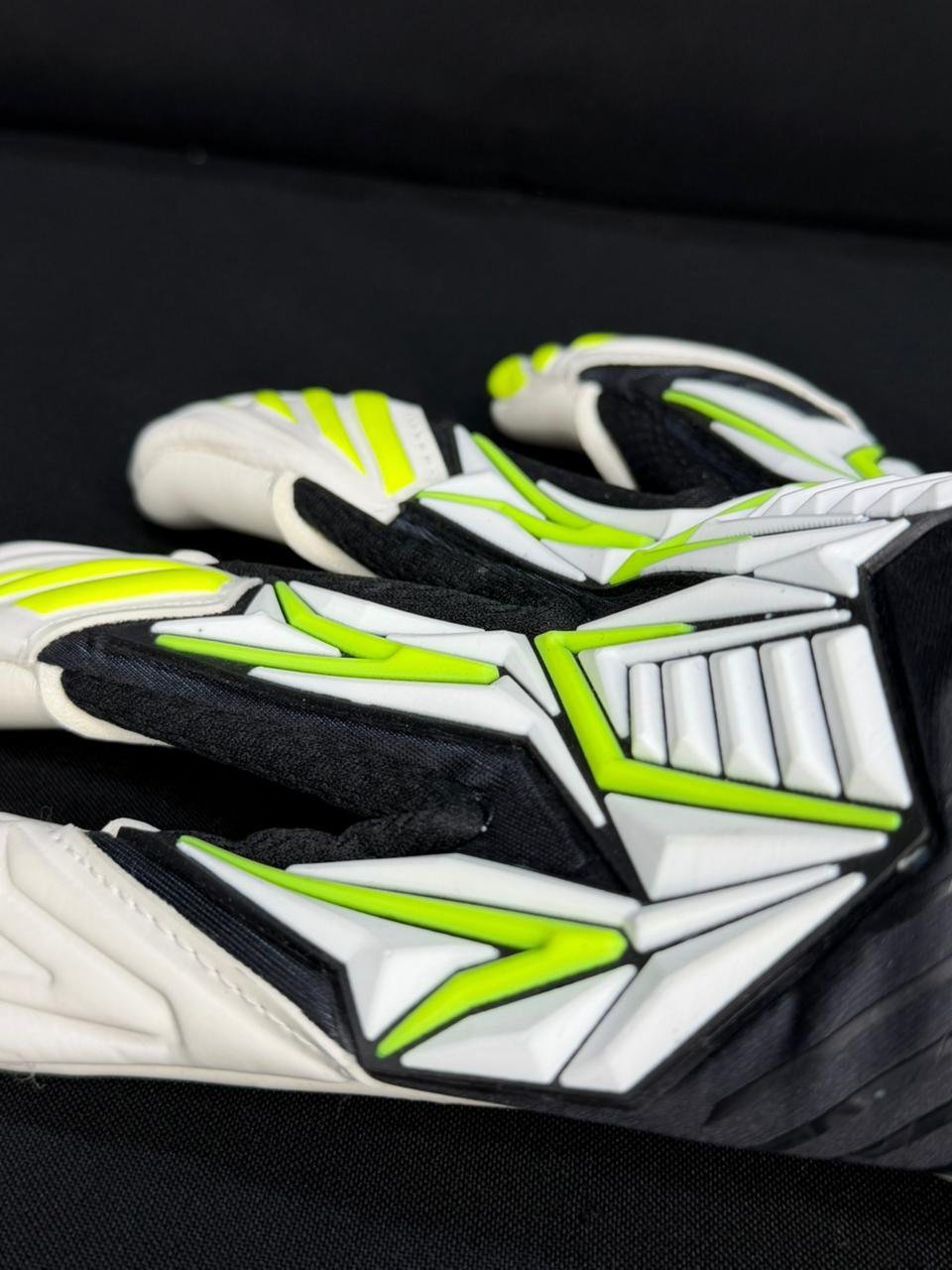 GUANTES DE ARQUERO UCAN TYCRON - Imagen 8